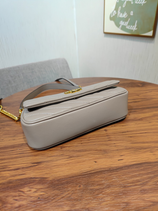 TORY BURCH SMALL KIRA CHEVRON