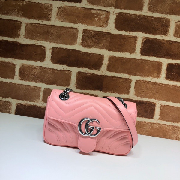 G*u*i gg marmont 22cm