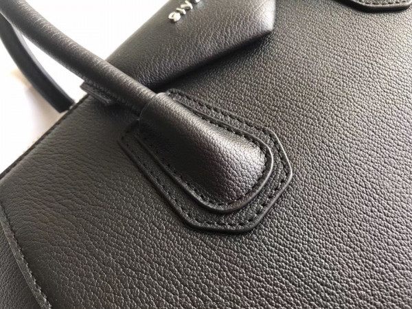 GIENVCHY ANTIGONA MINI/SMALL/MEDIUM IN GRAINED LEATHER