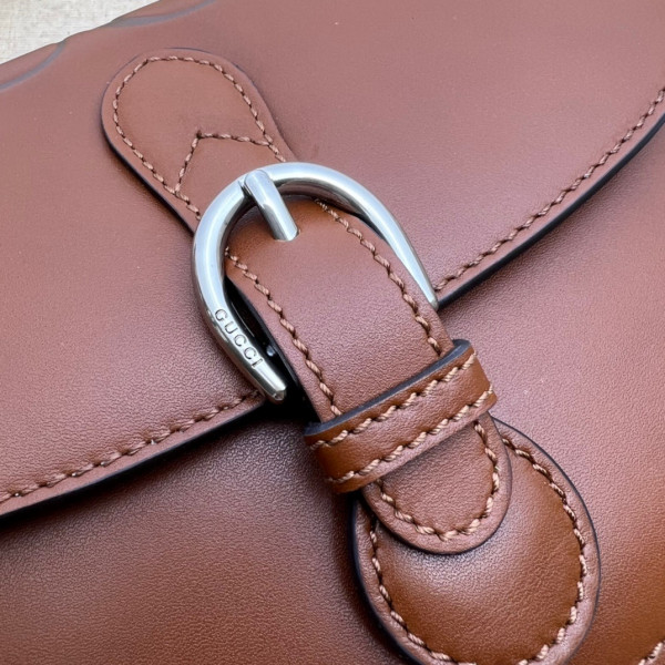 G*u*i small shoulder bag with logo