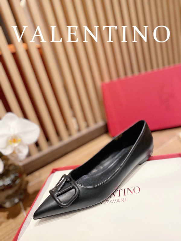 VALENTINO FLAT