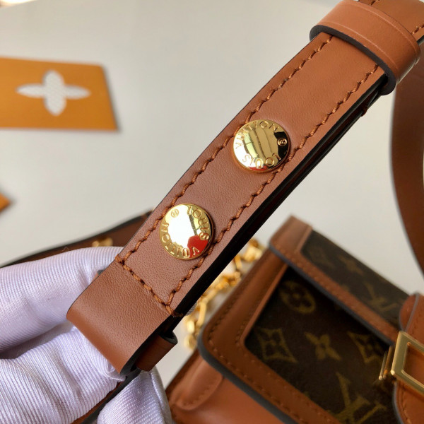 l0*is V*t0n dauphine mini（2019 spring show）