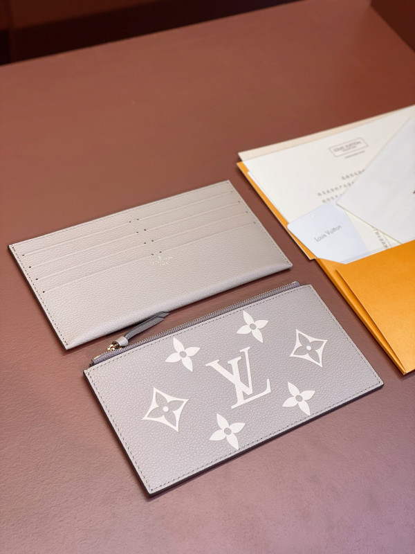 l0*is V*t0n pochette fÉlicie