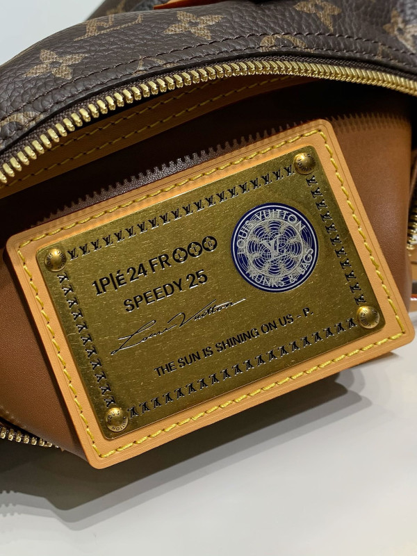 l0*is V*t0n  speedy p9 bandoulière 25
