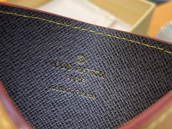 l0*is V*t0n card holder-11*7*0.5cm