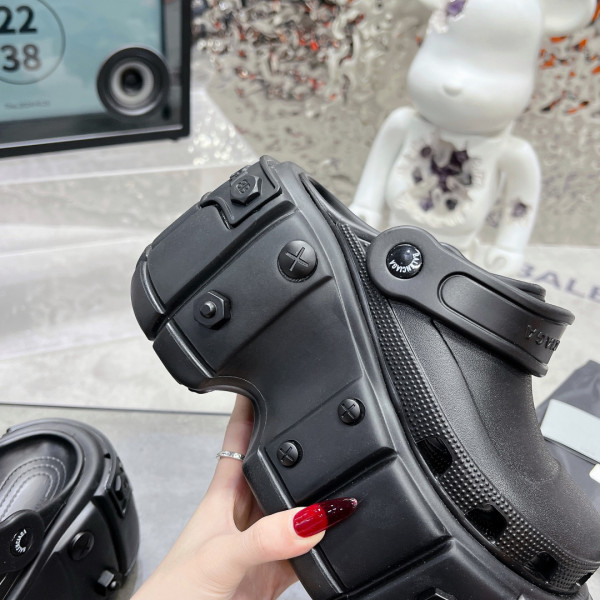 ba*len*cia*ga✖️Cr*0*s sandals