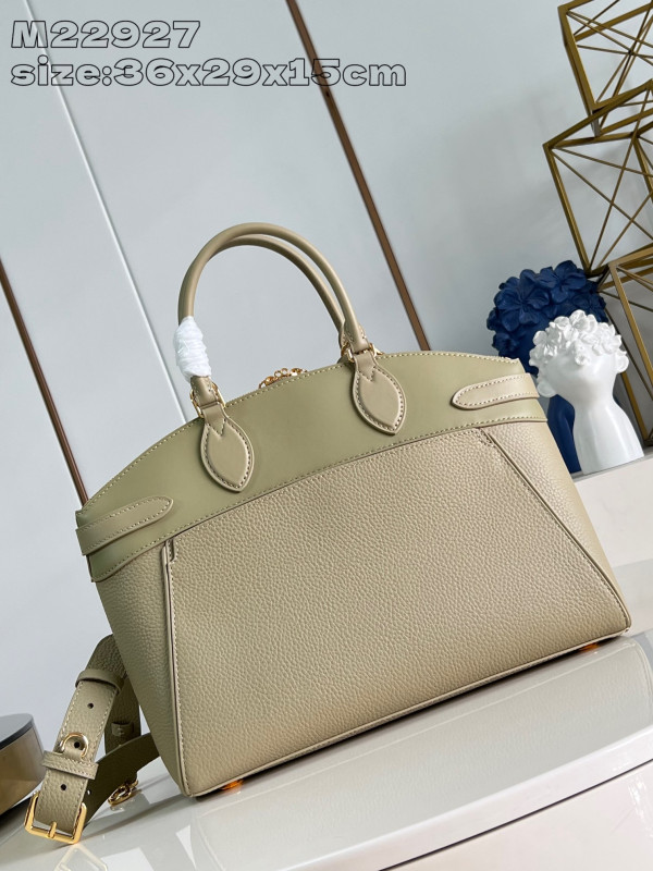 l0*is V*t0n vendome mm