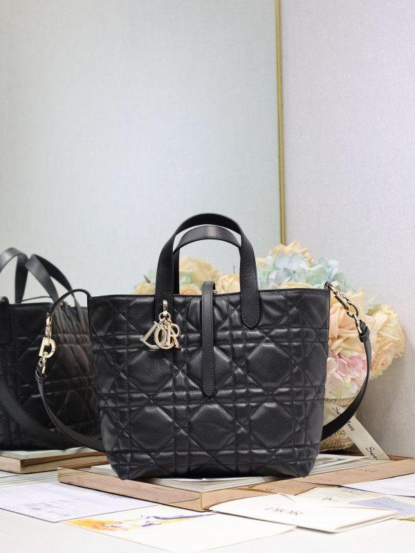 Medium Diro Toujours Vertical Tote Bag-23*24*16CM