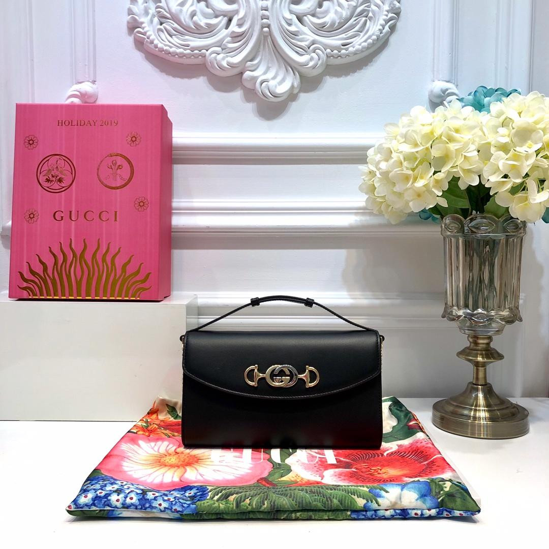 G*u*i zumi smooth leather small shoulder bag