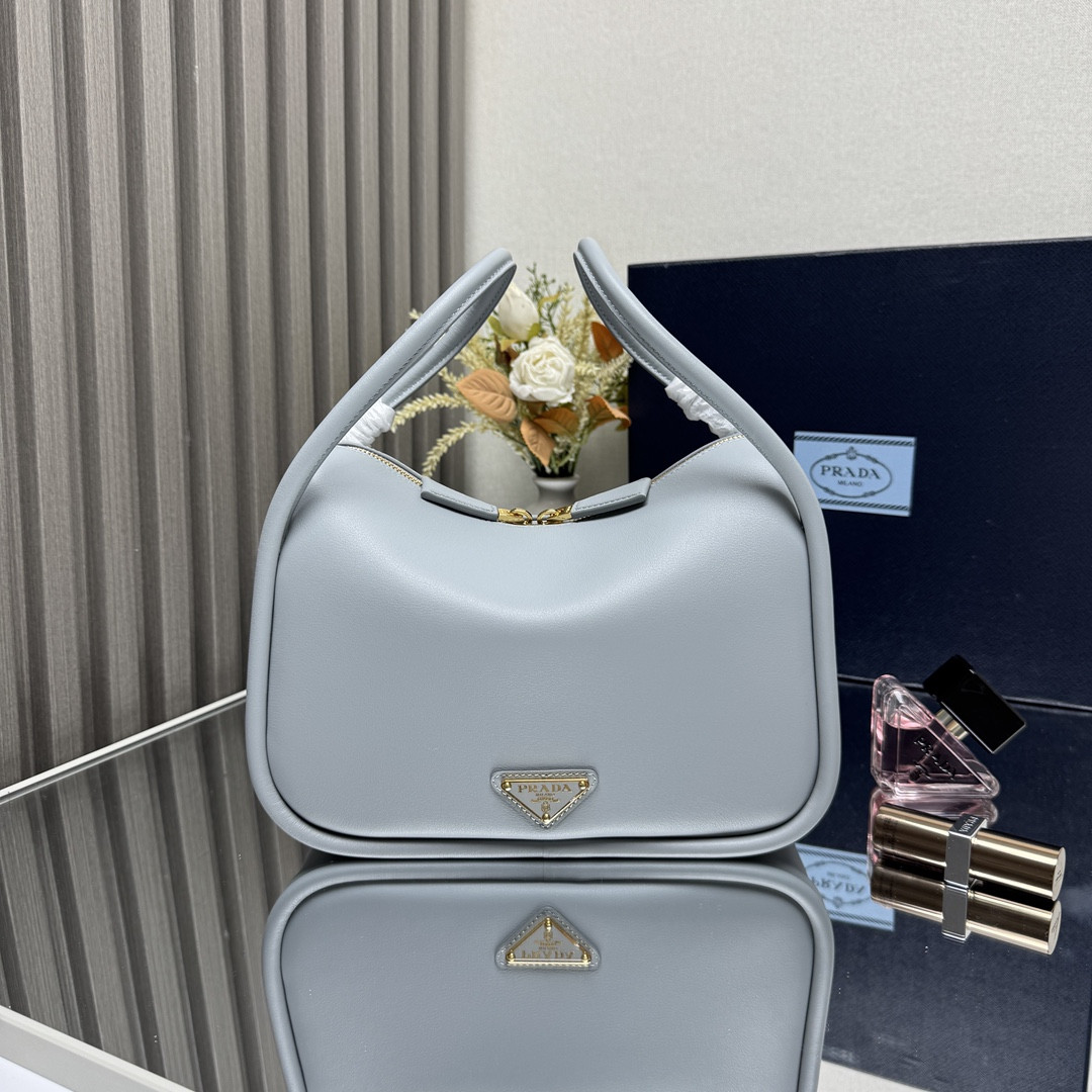 Pra*a darling leather handbag